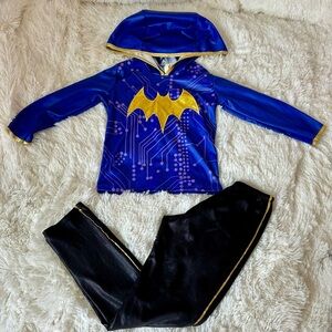 DC. Super Hero’s Girls Batgirl Halloween Costume Size:M